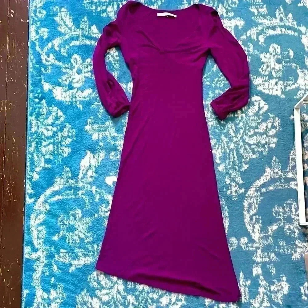 Diane Van Furstenberg V-neck asymmetrical open sleeve rare dress six